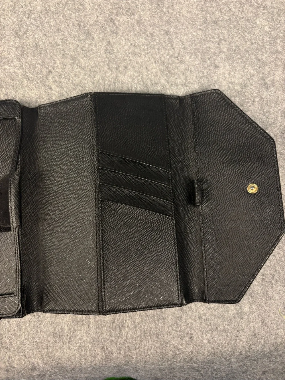 Michael Kors Black Saffiano Leather 9.7” iPad Folio Wallet Organizer